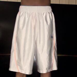 Mens adidas shorts size (M)